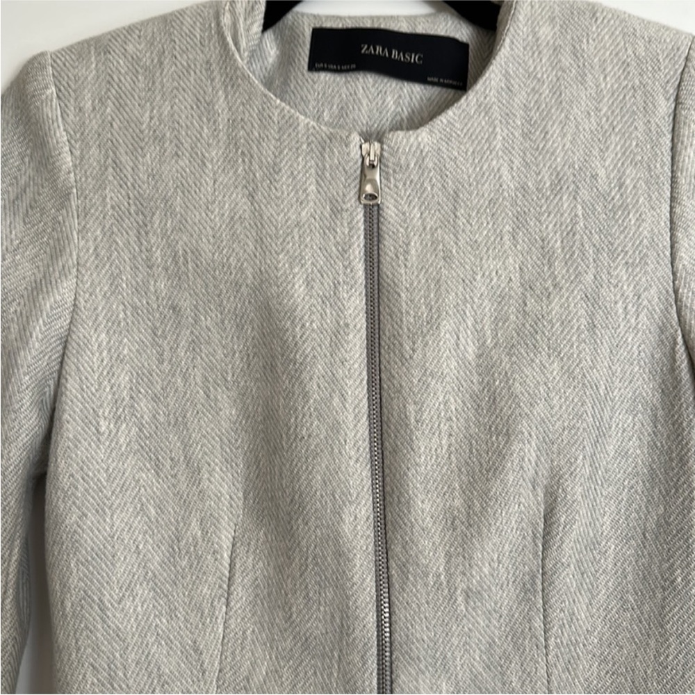 Zara Basic Blazer Size Small Light Grey - image 3